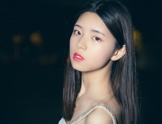 小說：宋瓷轉(zhuǎn)行反派親媽？從零開始養(yǎng)崽崽。是否可以救贖成功？