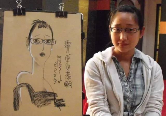 這位武漢畫(huà)家筆下的女人風(fēng)情萬(wàn)種，有一種人卻堅(jiān)決不畫(huà)！