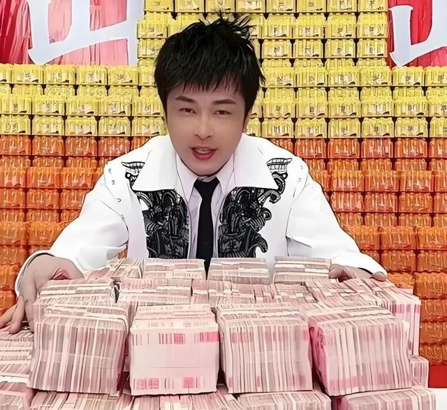 4歲小網(wǎng)紅“瑤一瑤”摔倒事件引發(fā)全網(wǎng)熱議，背后真相令人震驚！