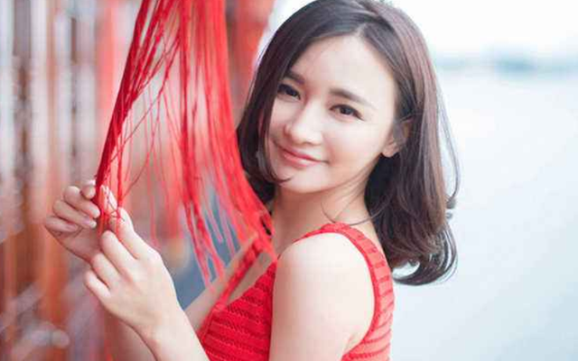 斗魚人氣女主播：魔王被稱最美，而她一首歌碾壓薛之謙和周杰倫