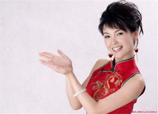 女主持人陳琨凸點(diǎn)現(xiàn)場(chǎng)圖，陳琨真空上鏡怎么回事是什么節(jié)目