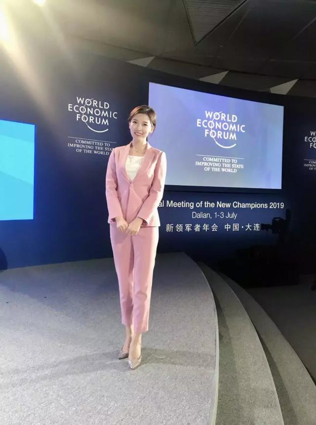 有顏值有實(shí)力！這位鳳凰女主播是咱大連人