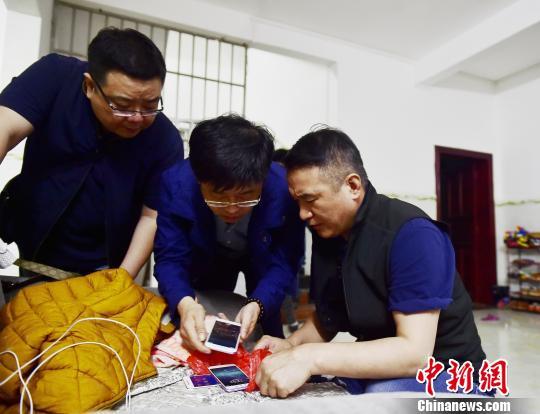 全國“掃黃打非”辦2017年取締關(guān)閉網(wǎng)站12.8萬余個