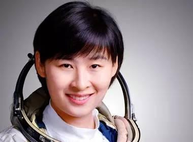 快來聽，中國第一位女航天員劉洋祝全國女同胞節(jié)日快樂了