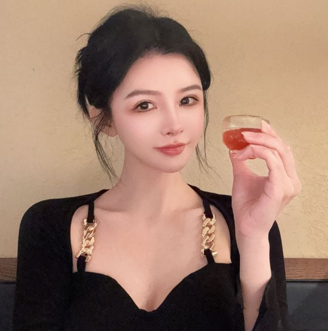 女主播聲稱讀書沒用，應(yīng)該早點當(dāng)主播，引起網(wǎng)友輪番轟炸