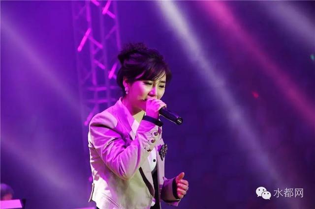 丹江口原創(chuàng)音樂演唱會,11號八點火爆開唱!