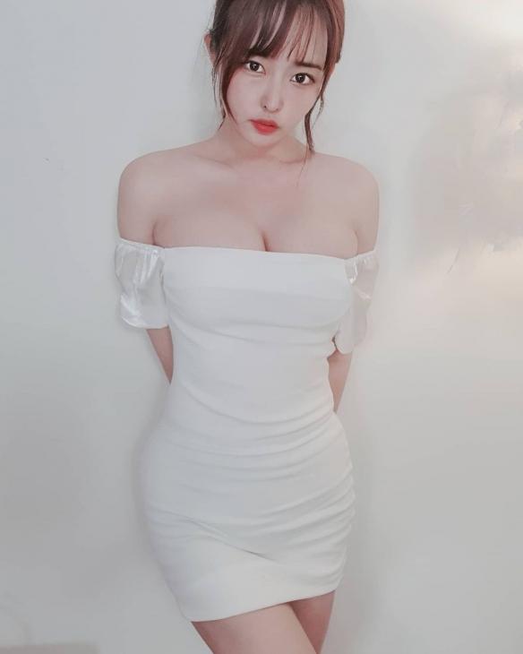 超級(jí)甜的“辣妹”！韓國(guó)女主播“???”美照賞