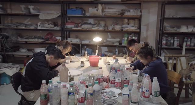 研二女生直播燒瓷器，就為攢錢在景德鎮(zhèn)建口窯