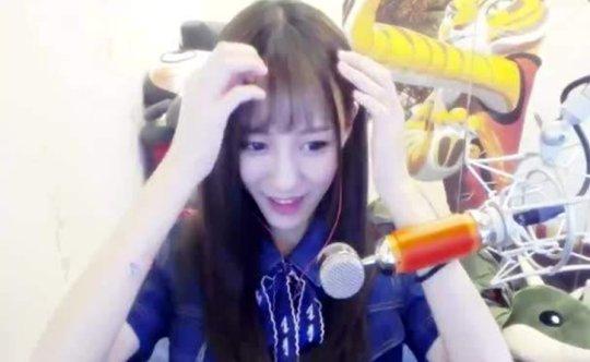 史上最吸金女主播！無數(shù)土豪給她刷榜，刷了1億的成了她男友！