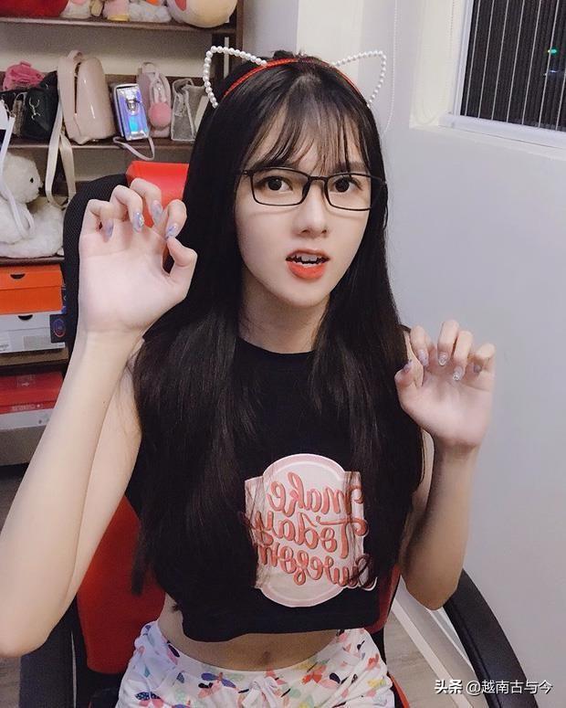 越南人氣游戲女主播，每一個都是高顏值小可愛，不輸馮莫提小團團