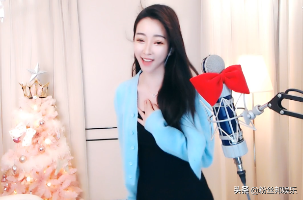 五位唱歌好聽的YY女主播，菲兒電風扇吹得好，楊大爺善于搞氣氛