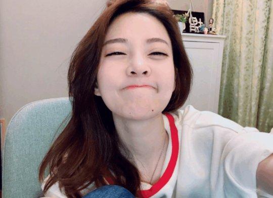 史上最吸金女主播！無數(shù)土豪給她刷榜，刷了1億的成了她男友！