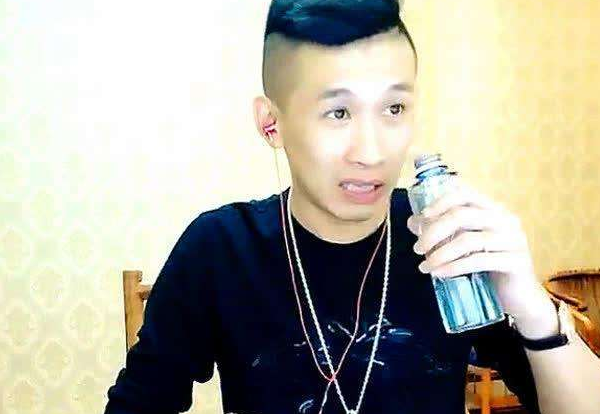 與球球、楊冪交惡，天佑時(shí)隔三年再開(kāi)播，復(fù)出有人買(mǎi)賬嗎？