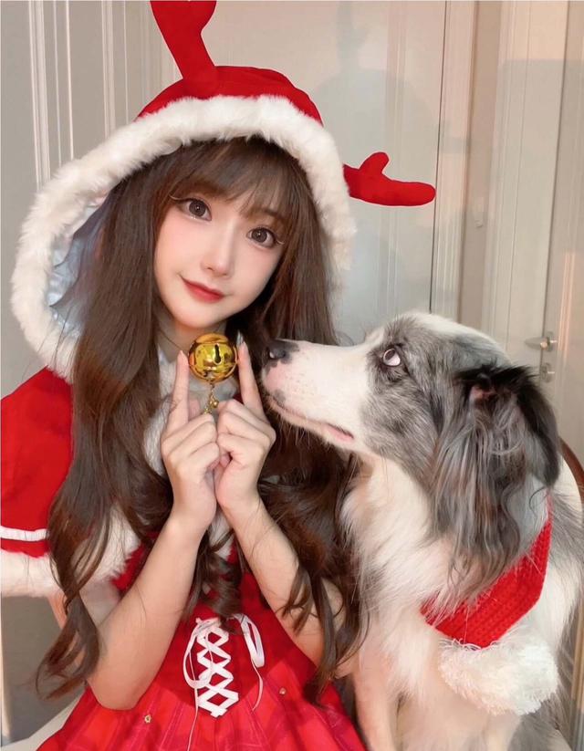 解說(shuō)琪琪COS貂蟬，黑絲大長(zhǎng)腿，身材絕佳，和張?zhí)鞇?ài)氣質(zhì)不同