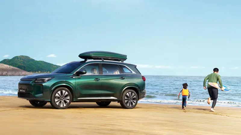 藍電E5 PLUS長續(xù)航先享版正式推出，165km續(xù)航一口價只需9.98萬