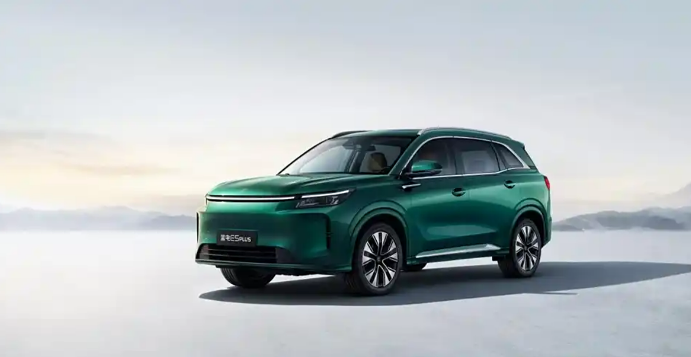 藍(lán)電E5 PLUS上新，一口價只要9.98萬，10萬內(nèi)唯一165km長續(xù)航插混SUV