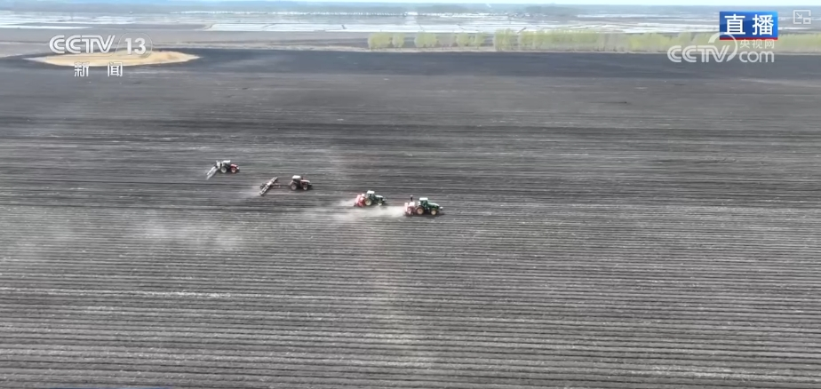 “把脈會(huì)診”助力智慧田管 “數(shù)智”良方奪高產(chǎn) 農(nóng)業(yè)煥發(fā)新活力