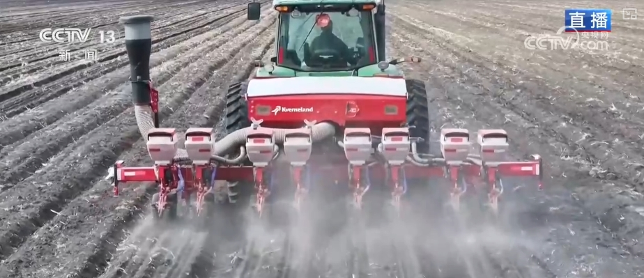 “把脈會(huì)診”助力智慧田管 “數(shù)智”良方奪高產(chǎn) 農(nóng)業(yè)煥發(fā)新活力