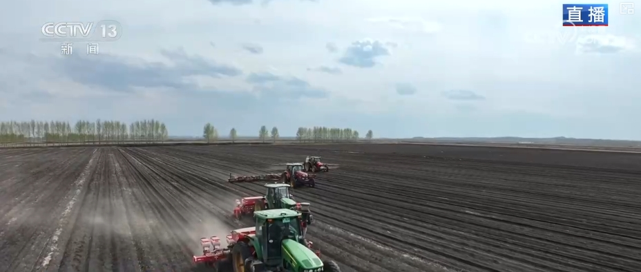 “把脈會(huì)診”助力智慧田管 “數(shù)智”良方奪高產(chǎn) 農(nóng)業(yè)煥發(fā)新活力